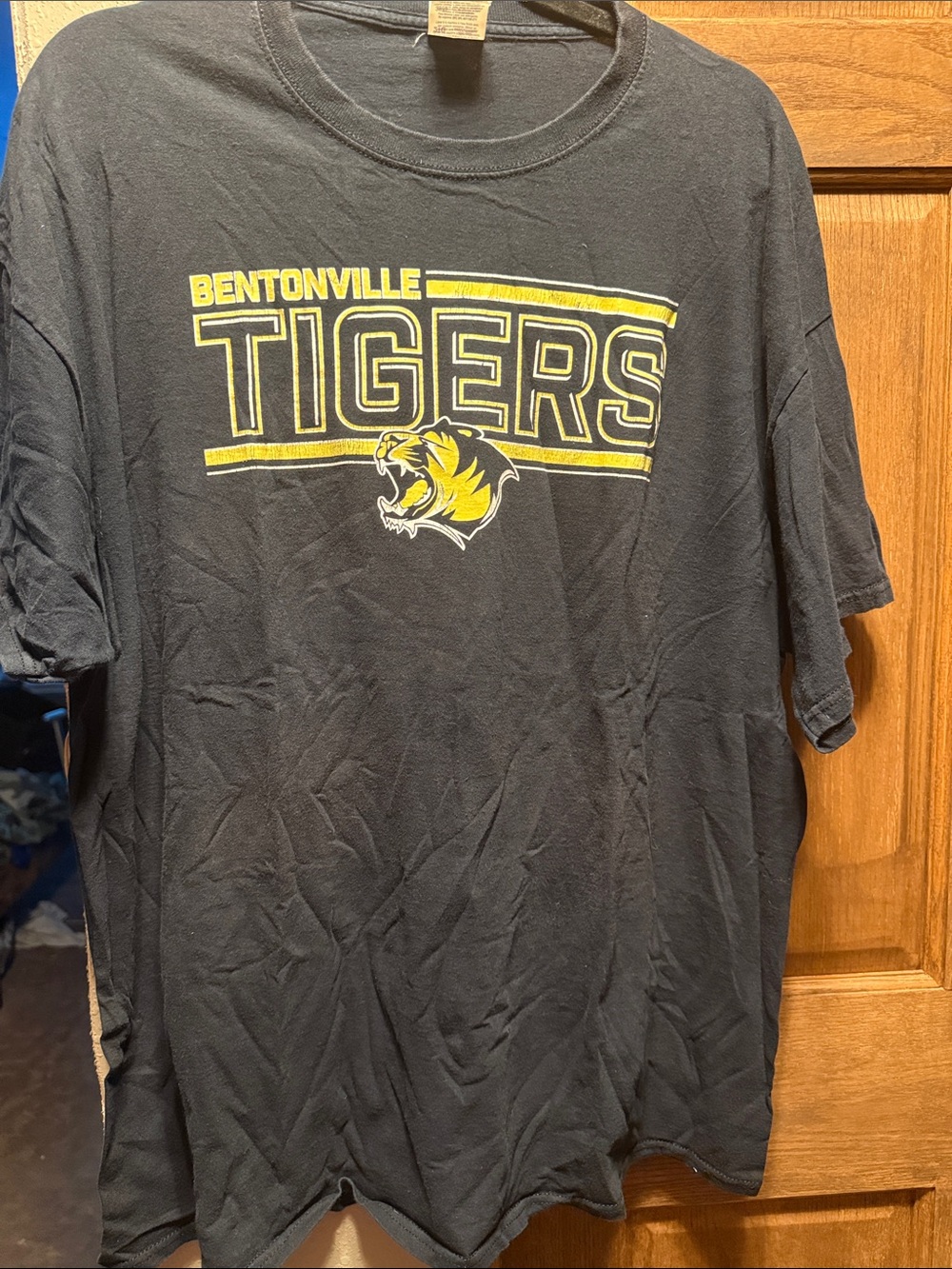 Jerzees Black & Yellow Bentonville Tigers Graphic Tee